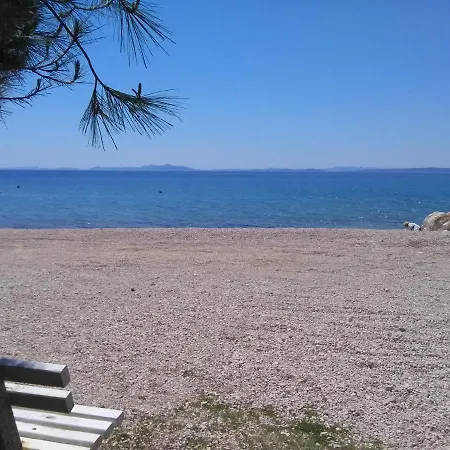 With Parking Space - Torovi - - Pedinka, - 21752 *