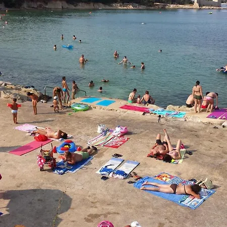 With Parking Space - Torovi - - Pedinka, - 21752 Lejlighed Vir