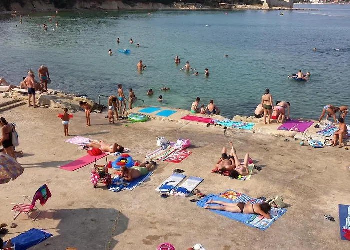 With Parking Space - Torovi - - Pedinka, - 21752 Lejlighed Vir