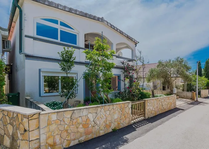 Lejlighed With Parking Space - Torovi - - Pedinka, - 21752